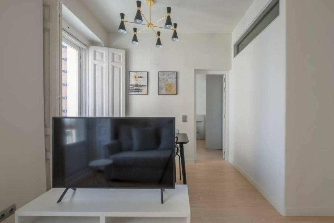 Apartamento Callao Madri Exterior foto